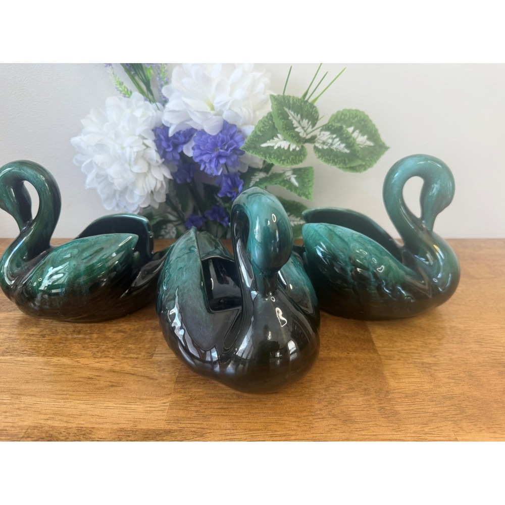 Vintage Blue Mountain Pottery Green‎ Swan Planters Set MCM BMP Centerpiece Decor